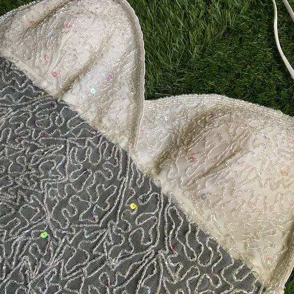 White Y2K top - Picture 3 of 14